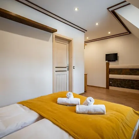 Domek u Świerków - pokoje i apartamenty z aneksami blisko Term Chocholowskich Chocholow