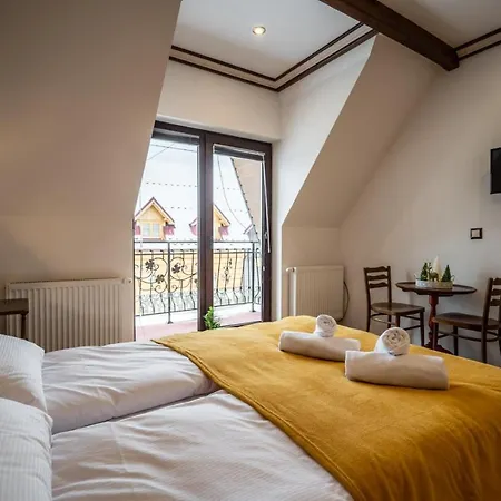 Domek U Swierkow - Apartamenty Z Aneksami I Pokoje Blisko Term Chocholowskich 3*