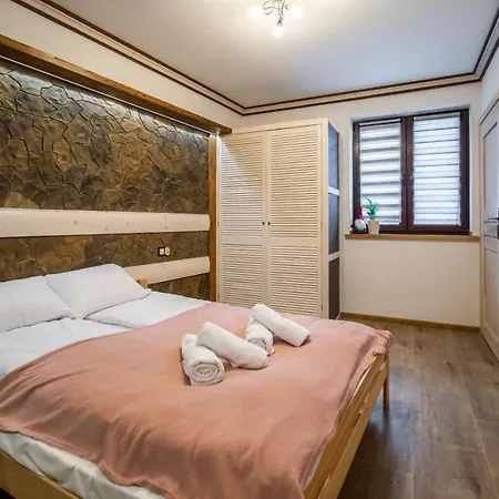 Domek u Świerków - pokoje i apartamenty z aneksami blisko Term Chocholowskich 3* Chocholow