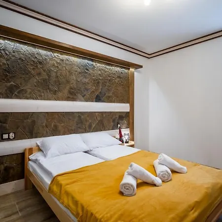 Domek U Swierkow - Apartamenty Z Aneksami I Pokoje Blisko Term Chocholowskich 3* 乔乔洛